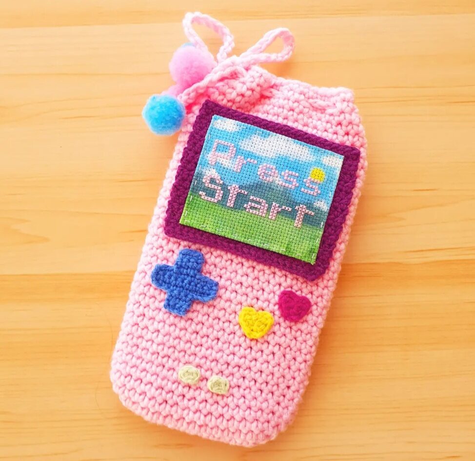 Press Start Gameboy Crochet Phone Case Pattern